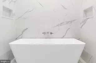 1516 Cambridge St, Philadelphia, PA 19130 - Photo 15