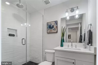 1910 Brown St #1, Philadelphia, PA 19130 - Photo 15