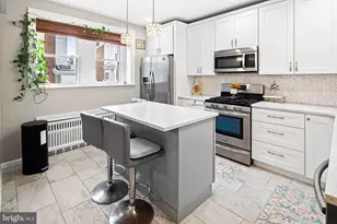 1721 Johnston St, Philadelphia, PA 19145 - Photo 3