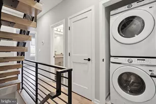 2050 Kater St, Philadelphia, PA 19146 - Photo 17