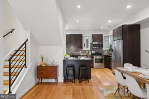 2555 Carpenter St, Philadelphia, PA 19146 - Photo 13