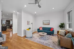 2555 Carpenter St, Philadelphia, PA 19146 - Photo 5