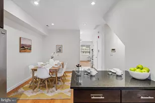 2555 Carpenter St, Philadelphia, PA 19146 - Photo 11