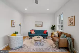 2555 Carpenter St, Philadelphia, PA 19146 - Photo 3