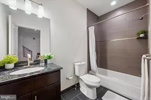 2555 Carpenter St, Philadelphia, PA 19146 - Photo 21