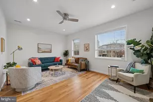 2555 Carpenter St, Philadelphia, PA 19146 - Photo 1