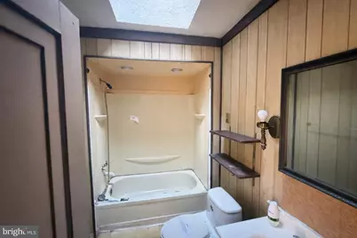 111 W Grange Avenue, Philadelphia, PA 19120 - Photo 9