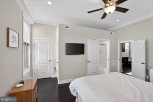 1938 Green St, Philadelphia, PA 19130 - Photo 9