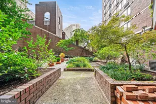 1420 Locust St, Philadelphia, PA 19102 - Photo 15