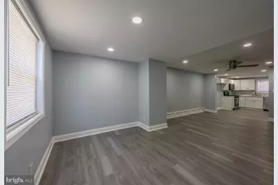 2403 S Edgewood Street, Philadelphia, PA 19142 - Photo 11