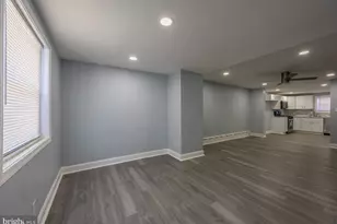 2403 S Edgewood St, Philadelphia, PA 19142 - Photo 11