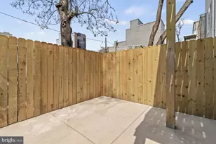 2114 N 8th St, Philadelphia, PA 19122 - Photo 7