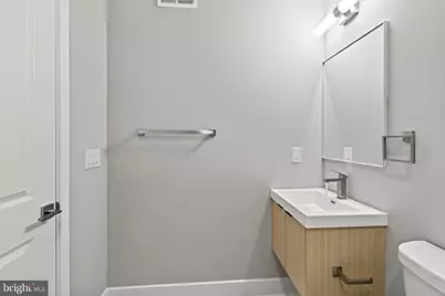 2114 N 8th Street #1, Philadelphia, PA 19122 - Photo 9