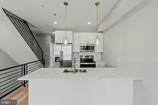 2114 N 8th St, Philadelphia, PA 19122 - Photo 29