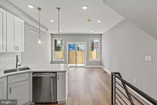 2114 N 8th St, Philadelphia, PA 19122 - Photo 11