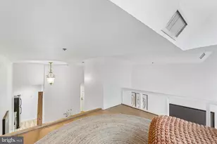 315 New St, Philadelphia, PA 19106 - Photo 13