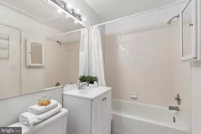 315 New Street #111, Philadelphia, PA 19106 - Photo 15