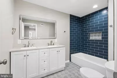 2126 Pierce Street, Philadelphia, PA 19145 - Photo 11