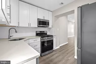 2126 Pierce St, Philadelphia, PA 19145 - Photo 7