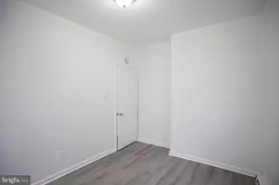 2000 S Avondale St, Philadelphia, PA 19142 - Photo 17