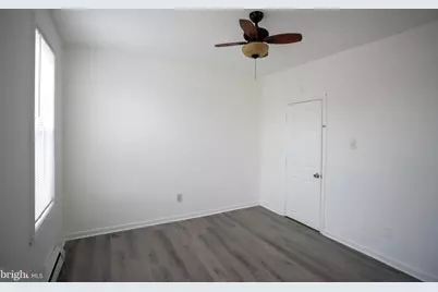 2000 S Avondale Street, Philadelphia, PA 19142 - Photo 11