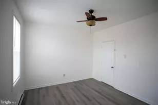 2000 S Avondale St, Philadelphia, PA 19142 - Photo 11