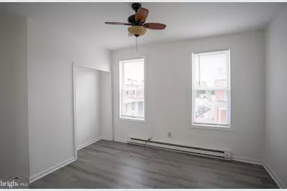 2000 S Avondale Street, Philadelphia, PA 19142 - Photo 9