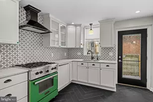 828 S 5th St, Philadelphia, PA 19147 - Photo 9