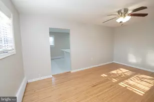 1018 Hoffnagle Pl, Philadelphia, PA 19111 - Photo 13