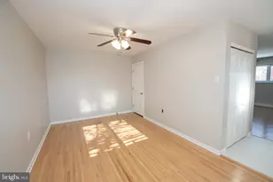 1018 Hoffnagle Pl, Philadelphia, PA 19111 - Photo 11