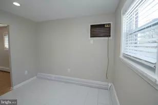 1018 Hoffnagle Pl, Philadelphia, PA 19111 - Photo 19