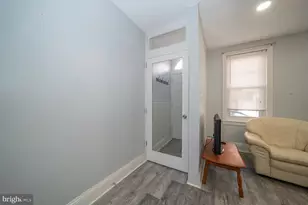 4522 Smick St, Philadelphia, PA 19127 - Photo 5