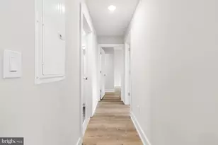 214 Vine St, Philadelphia, PA 19106 - Photo 25