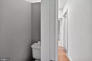 1506 S Bambrey St, Philadelphia, PA 19146 - Photo 13