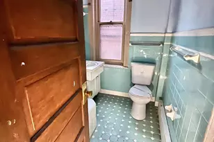 1627 S 8th St, Philadelphia, PA 19148 - Photo 11