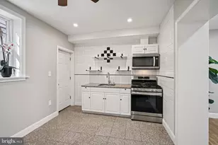 1912 S 9th St, Philadelphia, PA 19148 - Photo 7