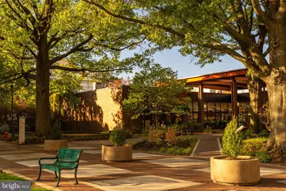 220 Locust Street #2GS, Philadelphia, PA 19106 - Photo 37