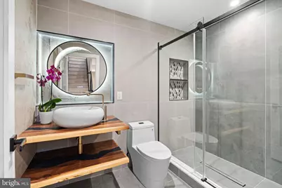 1318 S Dorrance Street, Philadelphia, PA 19146 - Photo 7