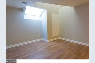 2031 South Street #109, Philadelphia, PA 19146 - Photo 5