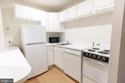 2311 Spruce Street #204, Philadelphia, PA 19103 - Photo 5