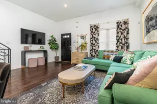 805 N Lecount St, Philadelphia, PA 19130 - Photo 15