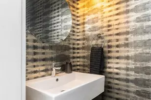 805 N Lecount St, Philadelphia, PA 19130 - Photo 39