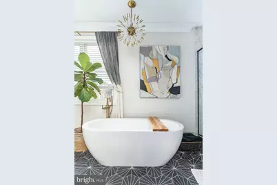 805 N Lecount Street, Philadelphia, PA 19130 - Photo 33