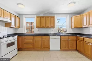 6266 Marsden St, Philadelphia, PA 19135 - Photo 7