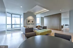 2020 Walnut St, Philadelphia, PA 19103 - Photo 9