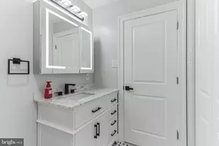 1711 South St, Philadelphia, PA 19146 - Photo 13