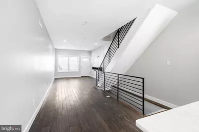 2122 Sears Street, Philadelphia, PA 19146 - Photo 5