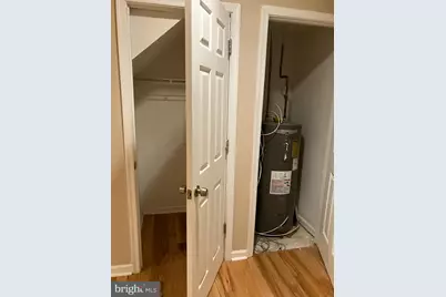 423 N 40th Street, Philadelphia, PA 19104 - Photo 11