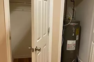 423 N 40th St, Philadelphia, PA 19104 - Photo 11