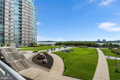 901 N Penn Street #P404, Philadelphia, PA 19123 - Photo 33